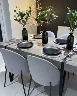 Beliani Ruokapoyta Vaaleanharmaa/Musta 150 X 90 Cm Adena Best