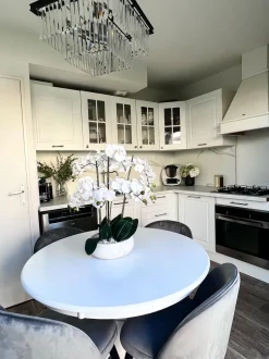 Beliani Ruokapoyta Valkoinen 100 Cm Akron Store