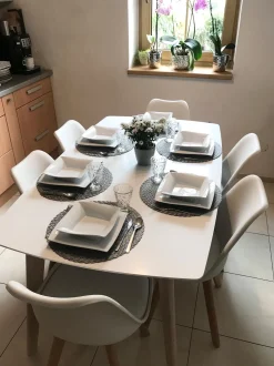 Beliani Ruokapoyta Valkoinen/Vaalea Puu 150 X 90 Cm Santos Best Sale