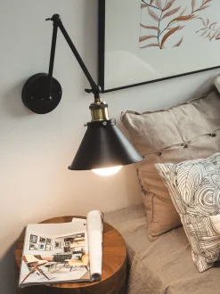 Beliani Seinavalaisin Metalli Musta 2 Kpl Narva Shop