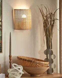 Beliani Seinavalaisin Rottinki Luonnonvari Cario Flash Sale