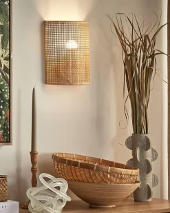 Beliani Seinavalaisin Rottinki Luonnonvari Demitrie Cheap