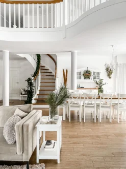 Beliani Sivupoyta Lasitasolla Valkoinen Attu New