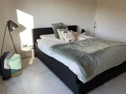 Beliani Sivupoyta Metalli Säilytystila Musta Elida Shop