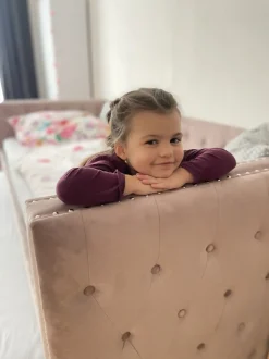 Beliani Sohvasanky Sametti Lisavuode Vaaleanpunainen 90 X 200 Cm Gassin Online