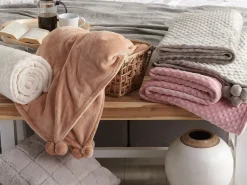 Beliani Torkkupeitto Kangas Vaaleanharmaa 200 X 220 Cm Samur Shop