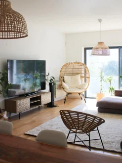 Beliani Tv-Taso 2 Kaappia Vaalea Puu Torvi Outlet