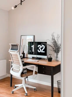 Beliani Tyotuoli Keinonahka Vaaleanruskea Leader Fashion