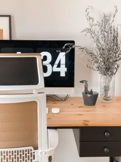 Beliani Tyotuoli Keinonahka Vaaleanruskea Leader Fashion