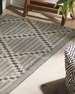 Beliani Ulkomatto Harmaanruskea 60 X 105 Cm Jalna Outlet